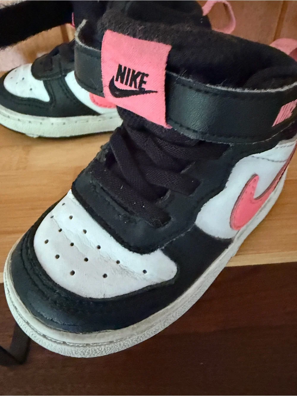Nike Kids Sz 6C Black White Pink Mid-Top Sneakers. Velcro Straps. Baby Girl.